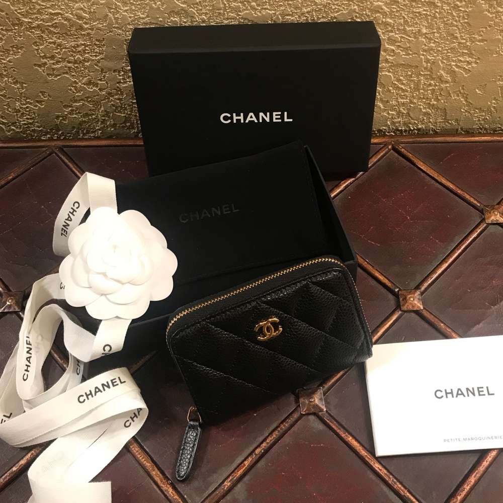 CHANEL CLASSIC ZIPPED COIN PURSE